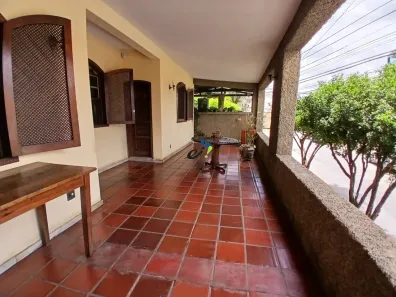 Casa com 4 Quartos à venda, 431m² no Indaiá, Belo Horizonte