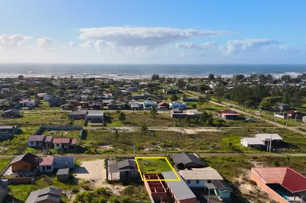 Lote/Terreno à venda, 300m² no Jardim Ultramar, Balneário Gaivota