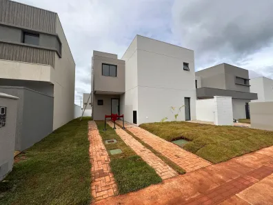 Casa de Condomínio com 4 Quartos à venda, 150m² no Jardins Berlim, Senador Canedo