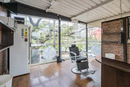 Ponto Comercial para alugar, 28m² no Parque Continental, São Paulo