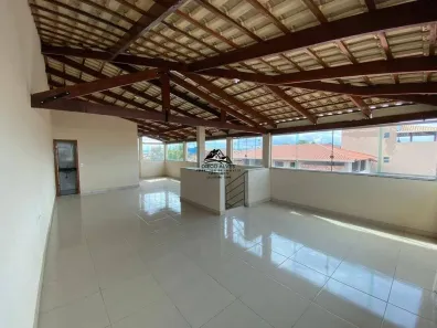 Casa com 5 Quartos à venda, 230m² no Niterói, Betim