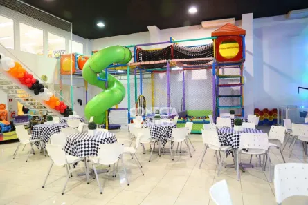 Ponto Comercial à venda, 500m² no Boqueirão, Santos