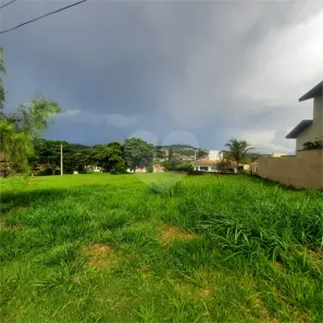 Lote/Terreno à venda, 450m² no Villaggio Capríccio, Louveira