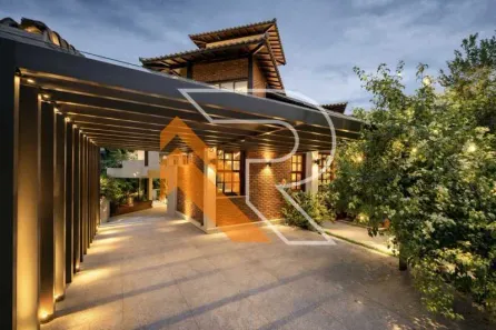Casa de Condomínio com 4 Quartos à venda, 354m² no Camboinhas, Niterói