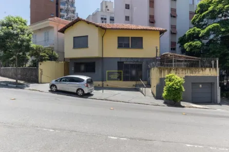 Imóvel Comercial com 3 Quartos para alugar, 380m² no Pinheiros, São Paulo
