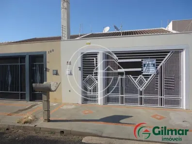 Casa com 3 Quartos para alugar, 10m² no Centro, Marília