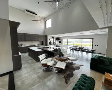 Casa com 4 Quartos à venda, 479m² no Santo Inácio, Curitiba