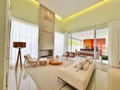 Casa de Condomínio com 4 Quartos para venda ou aluguel, 570m² no Condomínio Porto Atibaia, Atibaia