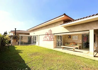 Casa com 3 Quartos à venda, 308m² no Jardim Passárgada I, Cotia