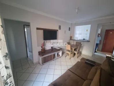 Apartamento com 2 Quartos para alugar, 60m² no Santa Mônica, Uberlândia