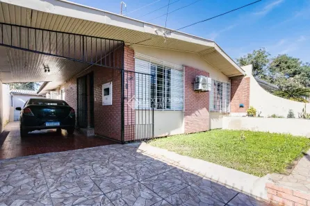 Casa com 3 Quartos à venda, 140m² no Santa Maria Goretti, Porto Alegre