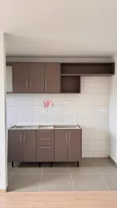 Apartamento com 3 Quartos para alugar, 64m² no Parque da Gávea, Maringá