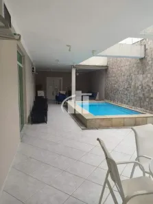 Casa com 5 Quartos à venda, 237m² no Jardim Virgínia, Guarujá