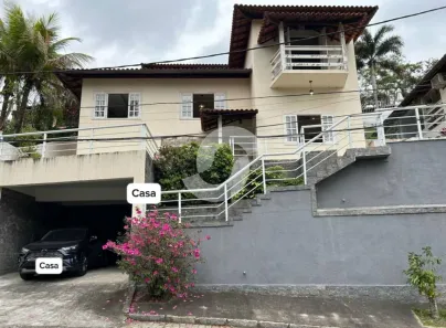 Casa de Condomínio com 3 Quartos à venda, 228m² no Badu, Niterói