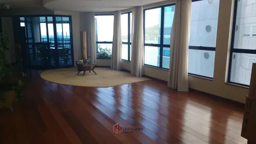 Apartamento com 3 Quartos à venda, 257m² no Centro, Balneário Camboriú