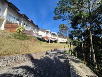 Casa com 2 Quartos à venda, 150m² no Duarte Silveira, Petrópolis