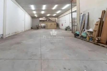 Galpão/Depósito/Armazém para alugar, 600m² no Itaquera, São Paulo