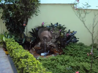 Sobrado com 4 Quartos à venda, 400m² no Jardim Peri Peri, São Paulo