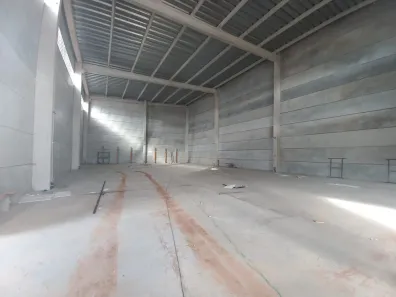 Galpão/Depósito/Armazém para venda ou aluguel, 1188m² no Éden, Sorocaba