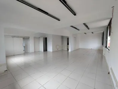 Sala Comercial para alugar, 148m² no Centro, Blumenau