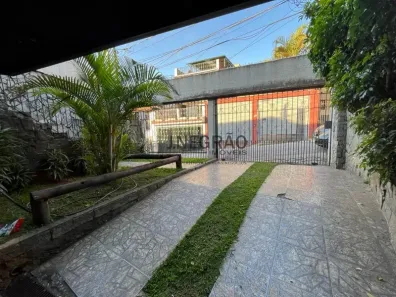 Sobrado com 3 Quartos à venda, 400m² no Vila das Mercês, São Paulo