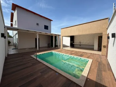 Sobrado com 4 Quartos à venda, 200m² no Plano Diretor Norte, Palmas