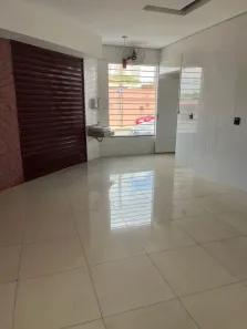 Ponto Comercial para alugar, 120m² no Vila Tibério, Ribeirão Preto