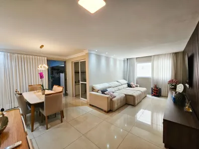 Casa de Condomínio com 3 Quartos à venda, 180m² no Jardim Vitória, Goiânia