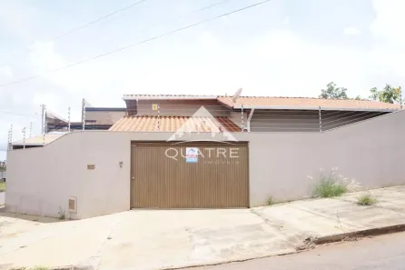 Casa com 3 Quartos para alugar, 150m² no Calixtolândia, Anápolis