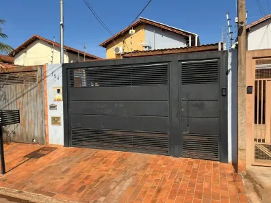 Sobrado com 2 Quartos à venda, 99m² no Pioneiros, Campo Grande
