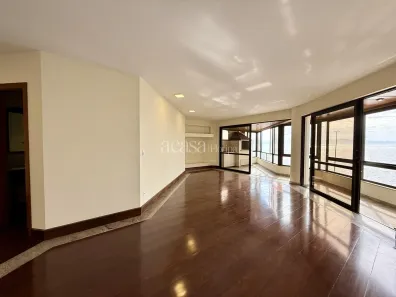 Apartamento com 4 Quartos para alugar, 220m² no Centro, Florianópolis