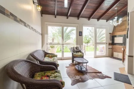 Casa com 4 Quartos à venda, 233m² no Jardim Itu, Porto Alegre