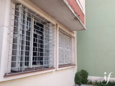 Kitnet com 1 Quarto à venda, 28m² no Floresta, Porto Alegre