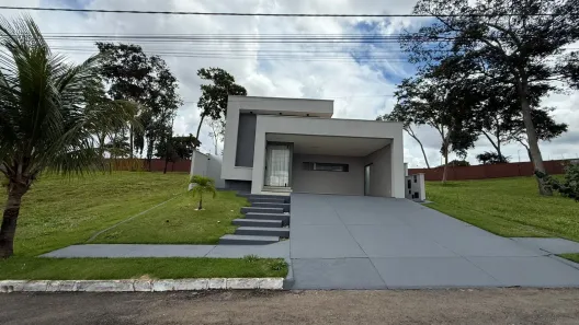 Casa com 4 Quartos à venda, 216m² no Residencial Vale Verde, Senador Canedo