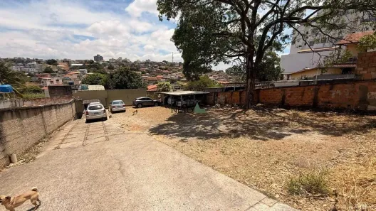 Lote/Terreno à venda, 680m² no Havaí, Belo Horizonte