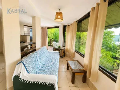 Flat com 1 Quarto para alugar, 12m² no Barra da Lagoa, Florianópolis