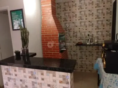 Casa com 3 Quartos à venda, 120m² no Saraiva, Uberlândia