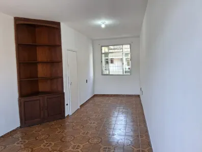 Apartamento com 2 Quartos para alugar, 120m² no Jardim América, Rio de Janeiro