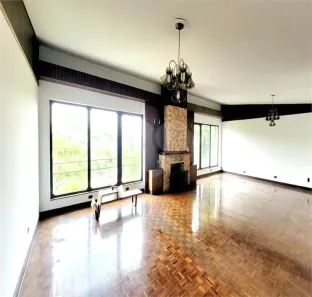 Casa com 4 Quartos para alugar, 386m² no Sumaré, São Paulo