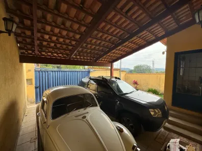 Casa com 5 Quartos à venda, 190m² no Califórnia, Florestal