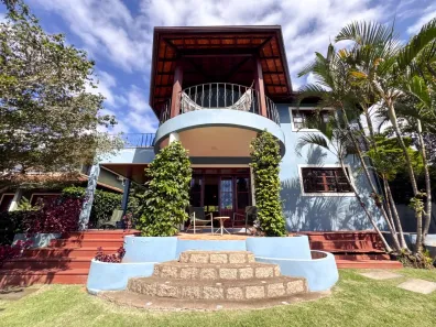 Casa de Condomínio com 4 Quartos para alugar, 250m² no Lagoa da Conceição, Florianópolis