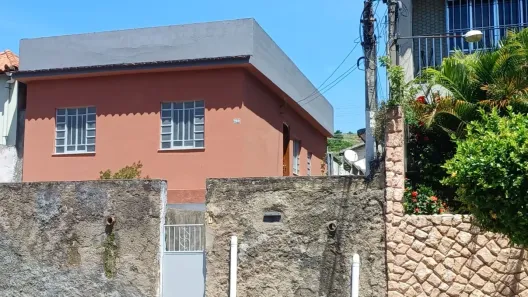 Casa com 2 Quartos à venda, 164m² no Engenhoca, Niterói