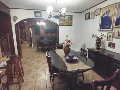 Casa com 4 Quartos à venda, 242m² no Santo Antônio, Osasco