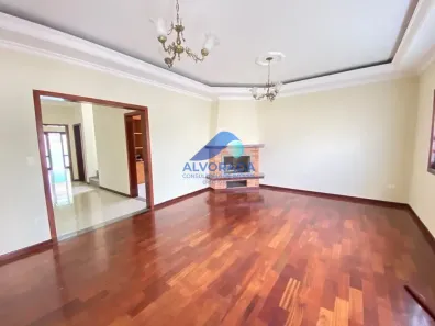 Sobrado com 4 Quartos à venda, 590m² no Parque Residencial Aquarius, São José dos Campos