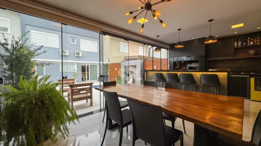 Casa com 3 Quartos à venda, 230m² no Hípica, Porto Alegre