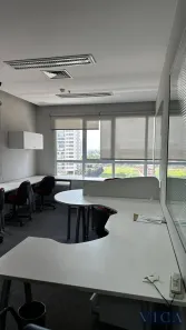 Sala Comercial à venda, 85m² no Sítio Tamboré Alphaville, Barueri