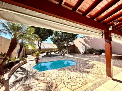 Casa com 3 Quartos à venda, 224m² no Vila Joaquim Inácio, Campinas