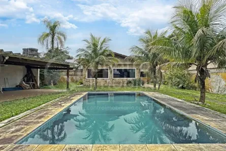 Casa com 3 Quartos à venda, 274m² no Centro, Peruíbe