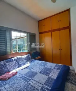 Casa com 3 Quartos à venda, 165m² no Jardim São Bento, Uberaba