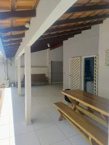 Casa com 3 Quartos à venda, 200m² no Petrópolis, Várzea Grande